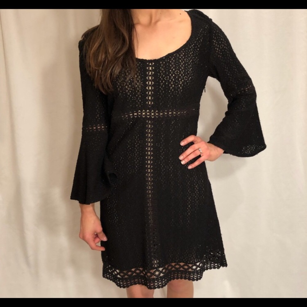 Super cute black cotton wove dress